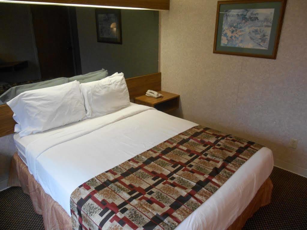 Guest Inn Pigeon Forge Exteriör bild